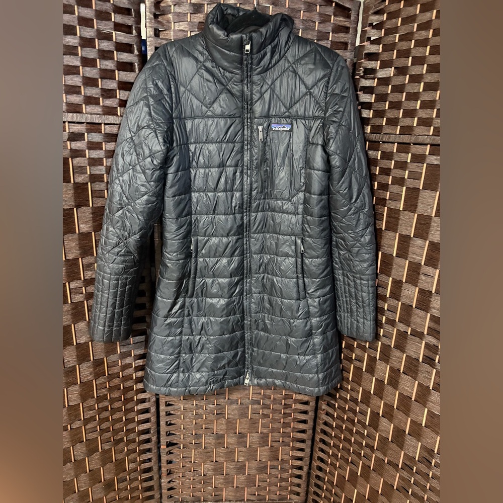 Patagonia Women’s Radalie Parka – Black – Size Medium